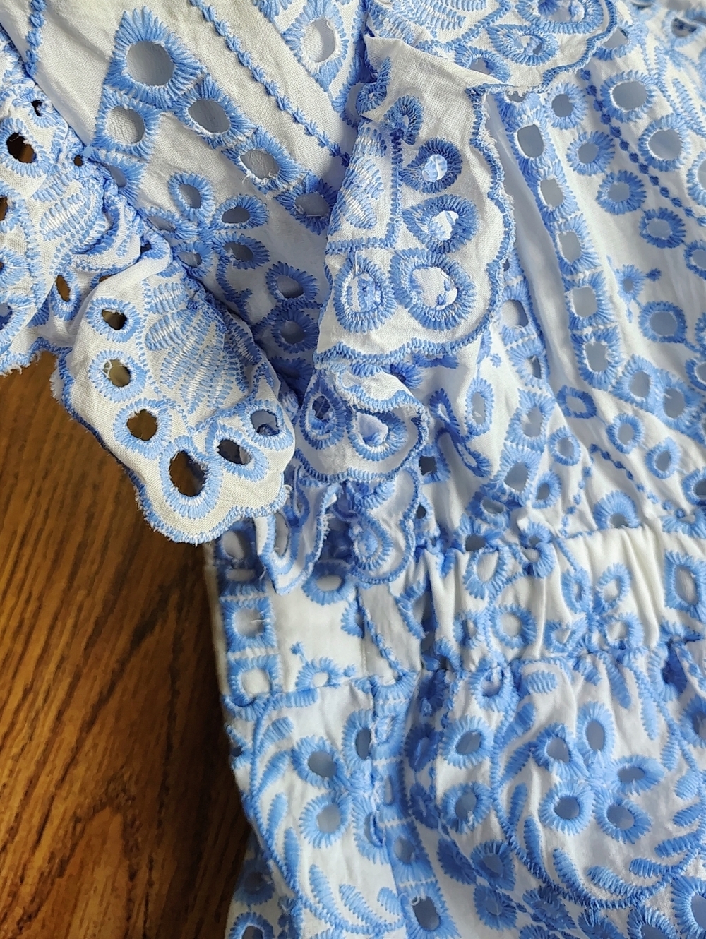 Embellished mini romper floral embroidery eyelets scalloped edges Cotton Sz L. - Picture 15 of 15